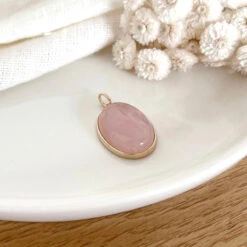 Pendentif "Oderic" Quartz Rose Plaqué Or