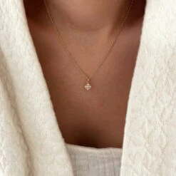 Collier "Etincelle" Blanc Plaqué Or