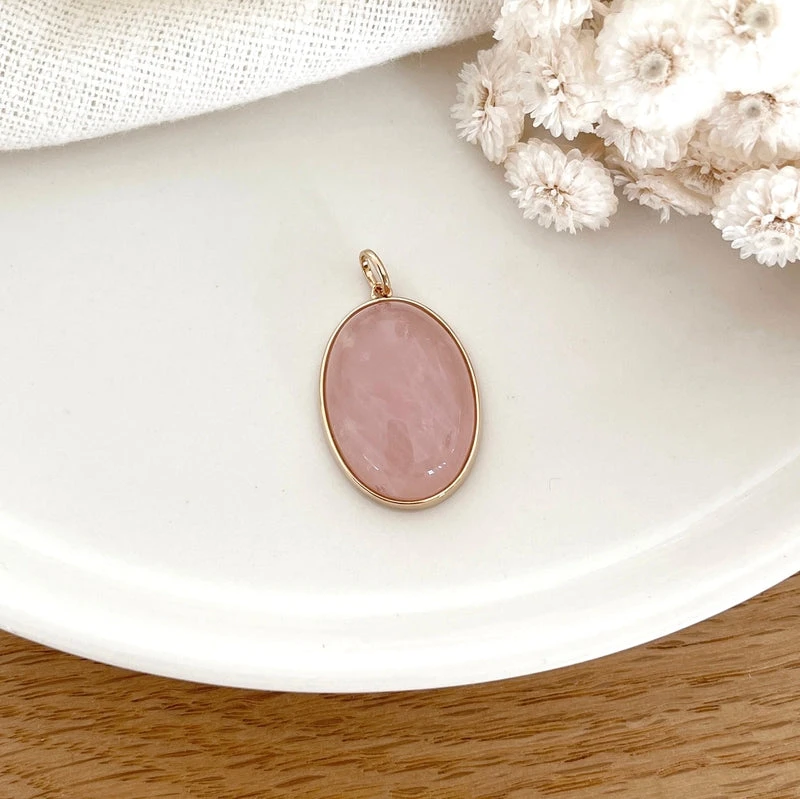 Pendentif "Oderic" Quartz Rose Plaqué Or – Image 3